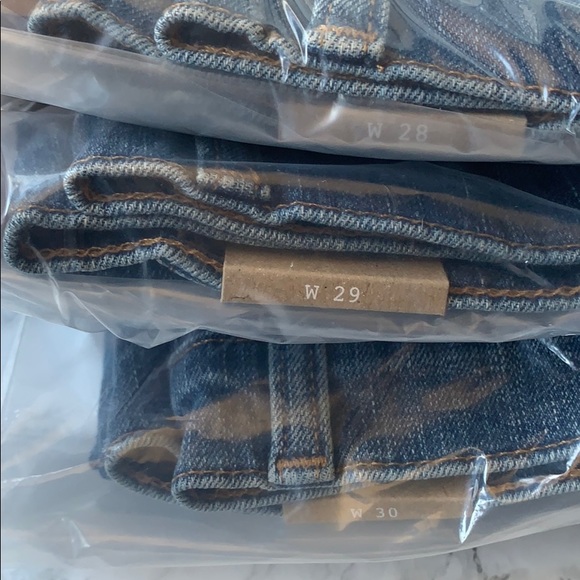 Madewell Cropped Classic Straight Leg Jeans - Picture 10 of 10